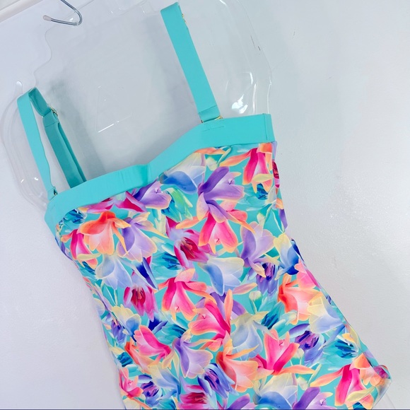 NEW PHAX Blue Floral Tank Top Swim Suit Top Size Medium - Picture 4 of 9